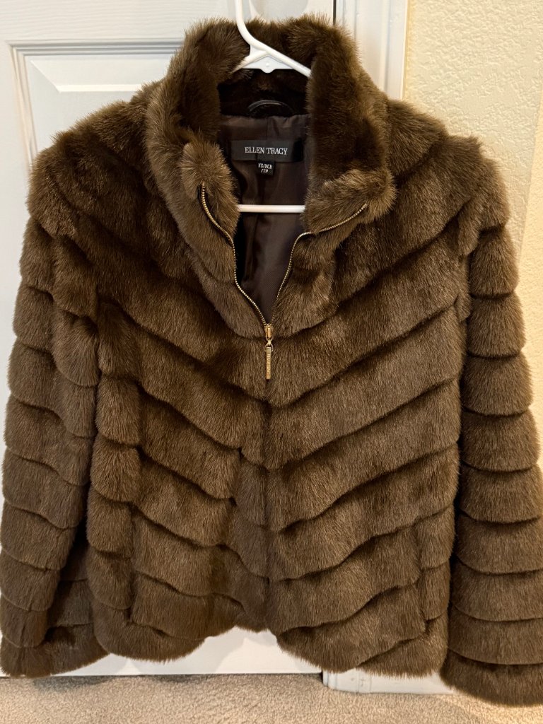 Ellen Tracy Faux Fur Jacket Sz Xs